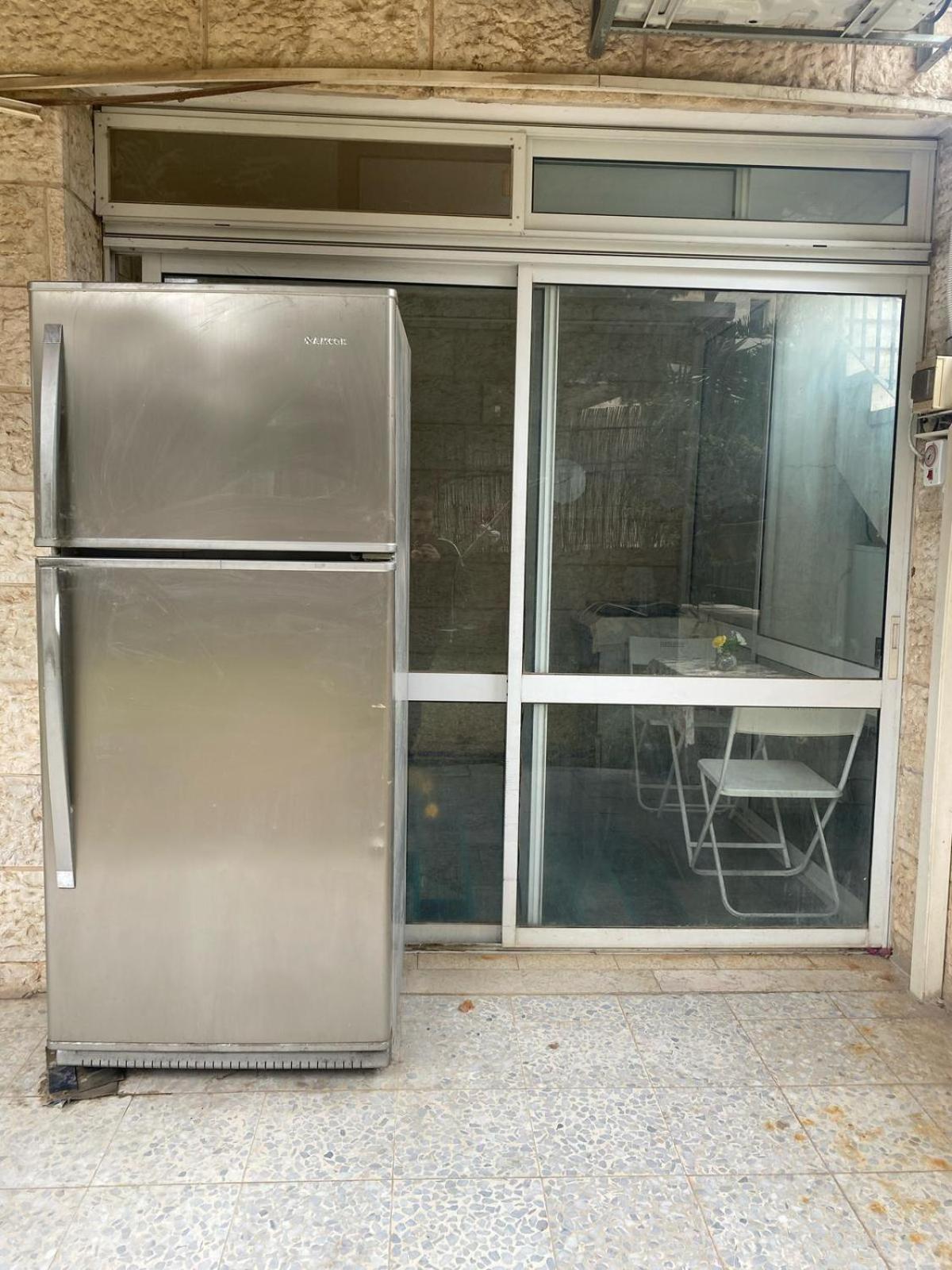 Апартаменты דירת גן מרווחת במיקום מעולה עם נטפליקס חינמי Ma'ale Adumim Экстерьер фото
